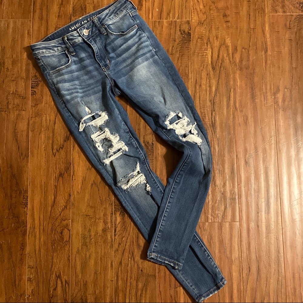 American Eagle distressed jeggings 8 Reg